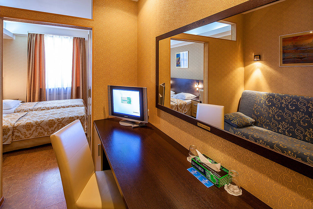 Grand Mark By Academia Hotel Saint Petersburg Room photo